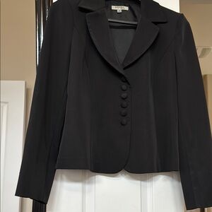 Aroma black suit jacket with little tiny buttons in the front